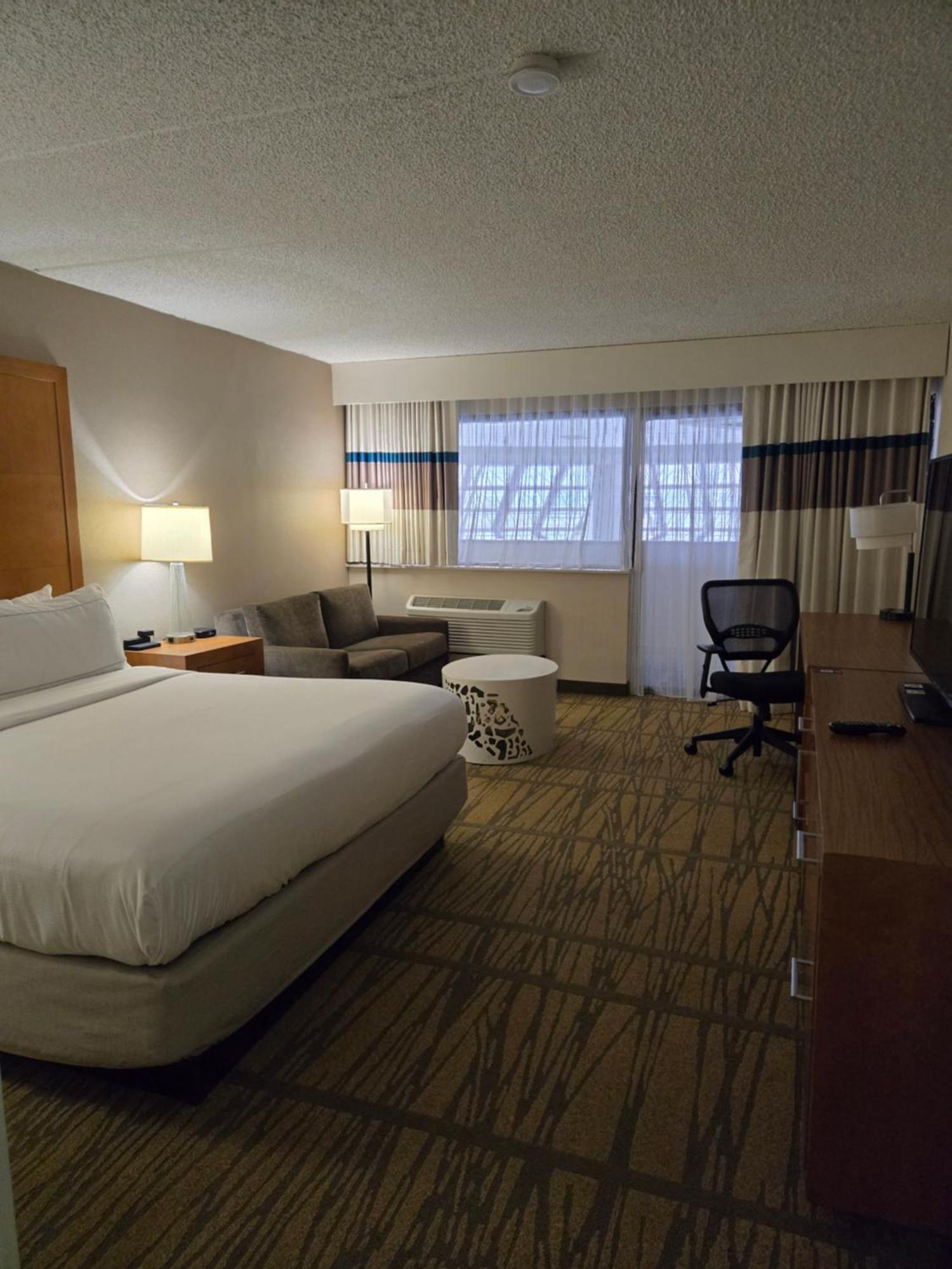 Doubletree By Hilton Rochester Henrietta Buitenkant foto